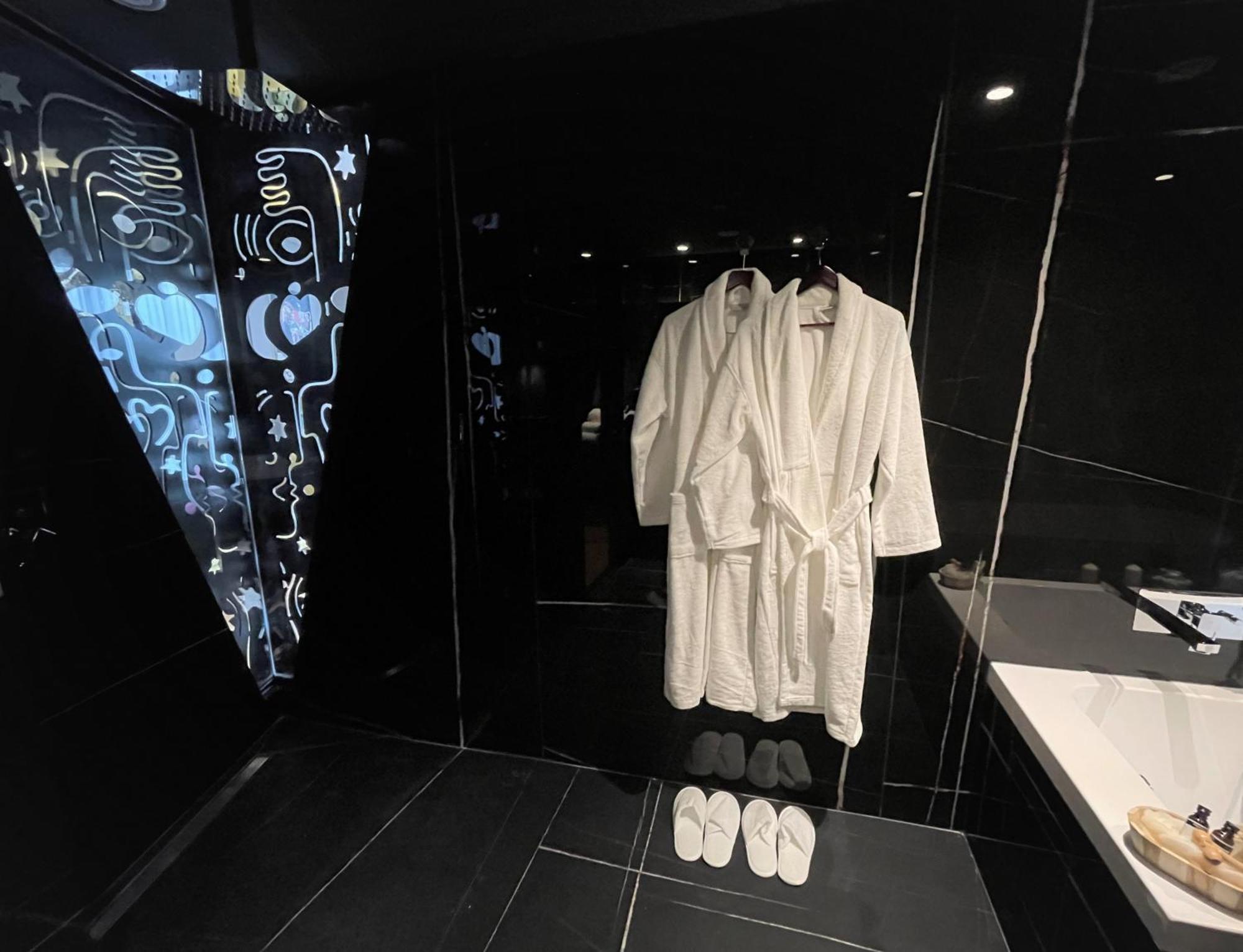 Arka Art Hotel Tirana Exteriér fotografie Bathroom