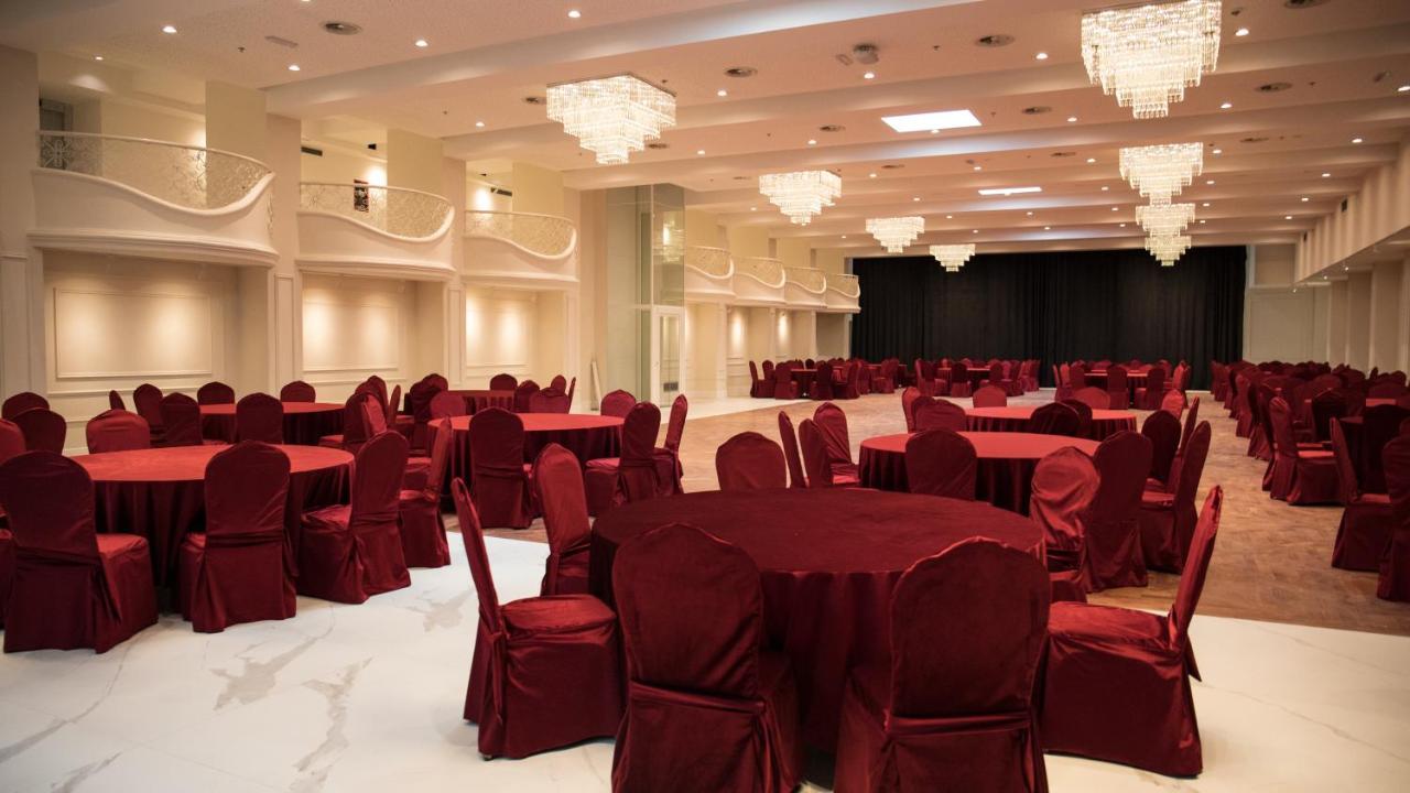 Arka Art Hotel Tirana Exteriér fotografie The ballroom