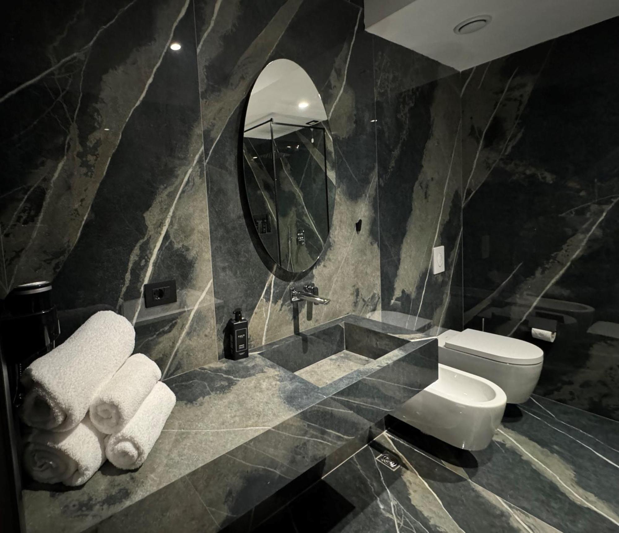 Arka Art Hotel Tirana Exteriér fotografie Bathroom